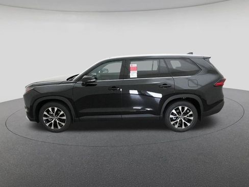 New 2026 Toyota Grand Highlander MAX Limited image 3