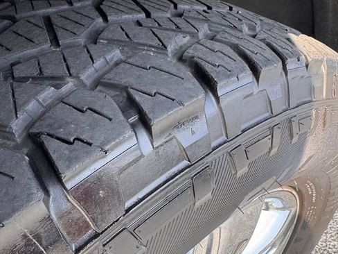 Used 2014 Ford F150 XLT w/ XLT Chrome Package RWD image 27
