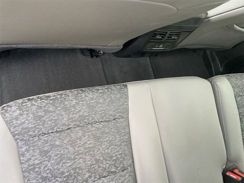 Certified 2024 Chevrolet Colorado ZR2 w/ Technology Package image 33