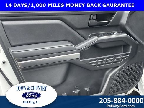 Used 2024 Toyota Tacoma SR5 image 9