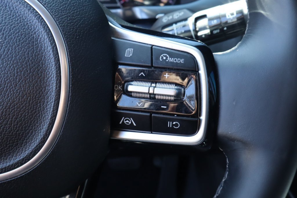 Used 2022 Kia Sorento S FWD image 23