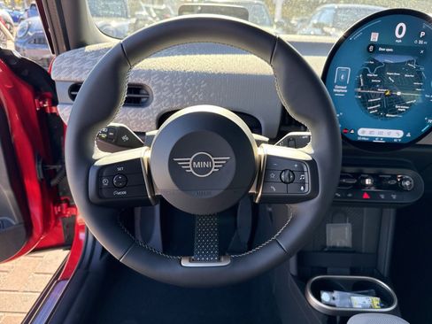 Used 2025 MINI Cooper S image 10