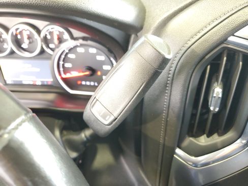 Used 2020 Chevrolet Silverado 1500 LT w/ All-Star Edition AWD/4WD image 30