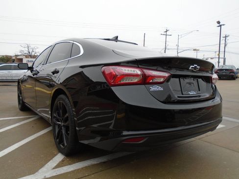 Used 2021 Chevrolet Malibu LT w/ Midnight Edition image 7