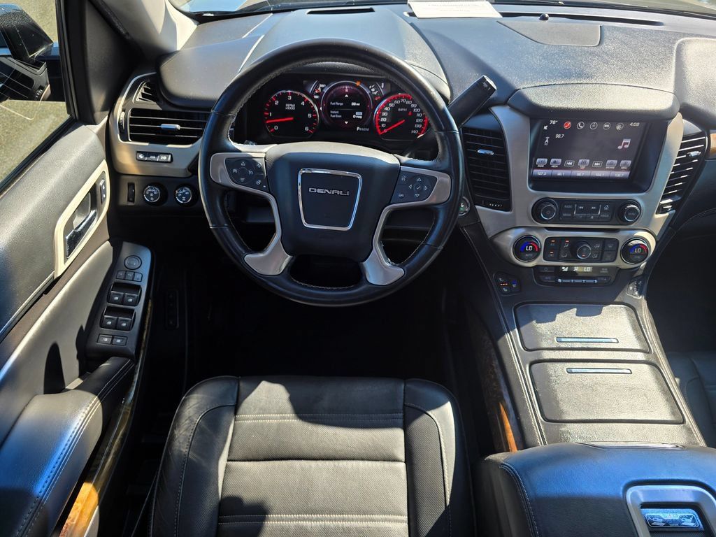 Used 2016 GMC Yukon Denali w/ Open Road Package AWD/4WD image 10