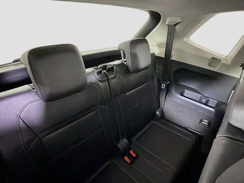 Used 2020 Volkswagen Tiguan SE w/ Panoramic Sunroof Package FWD image 30