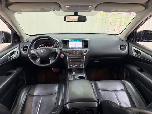 Used 2019 Nissan Pathfinder SL AWD/4WD image 24