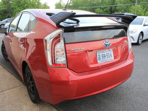Used 2014 Toyota Prius Four FWD image 7