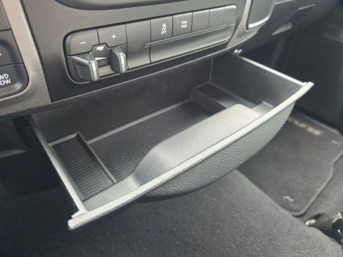 Used 2016 RAM 1500 Express w/ Black Ram 1500 Express Group image 40