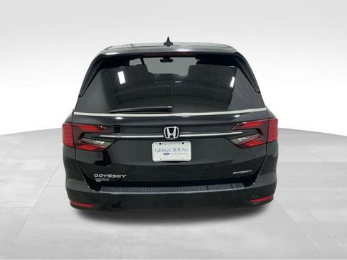 Used 2023 Honda Odyssey EX-L image 16
