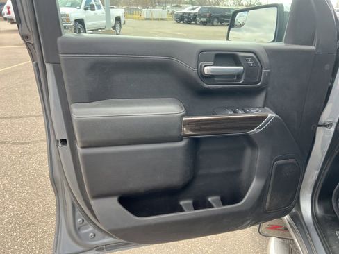 Used 2021 Chevrolet Silverado 1500 LT image 16