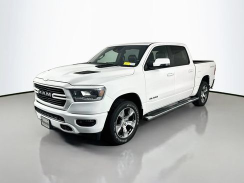 Used 2023 RAM 1500 Laramie AWD/4WD image 3