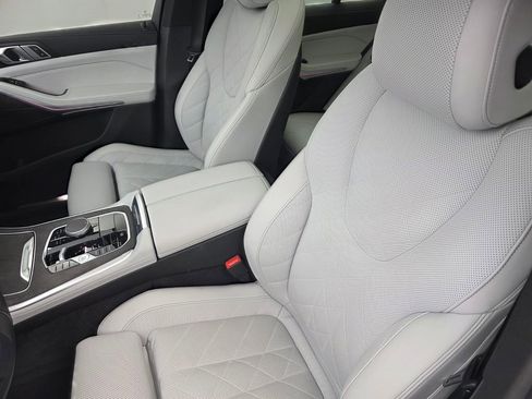 Used 2024 BMW X5 sDrive40i w/ Parking Assistance Package RWD image 10