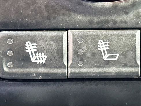 Used 2023 Chevrolet Silverado 2500 LTZ w/ LTZ Convenience Package image 20