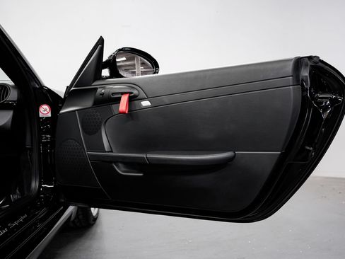 Used 2011 Porsche Boxster Spyder RWD image 21