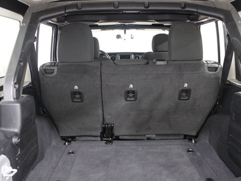 Used 2022 Jeep Wrangler Unlimited Sport AWD/4WD image 21