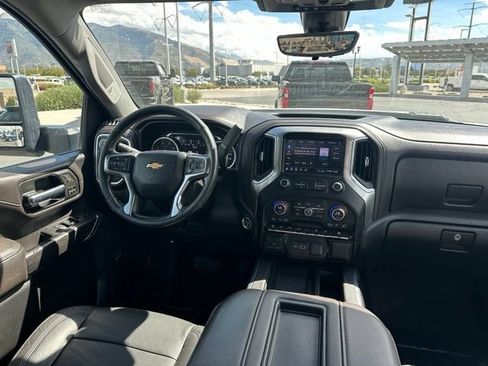 Used 2020 Chevrolet Silverado 3500 LTZ w/ LTZ Plus Package AWD/4WD image 31
