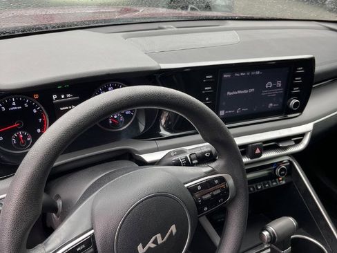 Used 2022 Kia K5 GT-Line w/ GT-Line FWD Premium Package image 9