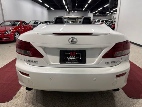 Used 2010 Lexus IS 250C RWD image 15