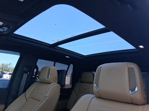 Used 2025 Cadillac Escalade Premium Luxury w/ Touring Package image 22