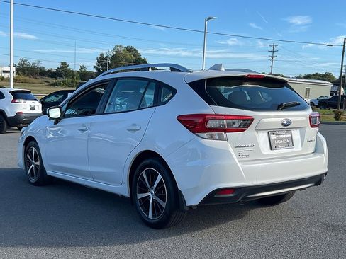 Used 2023 Subaru Impreza Premium image 4