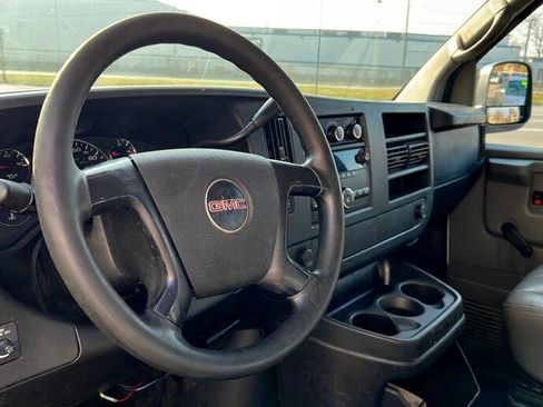 Used 2008 GMC Savana 2500 image 9