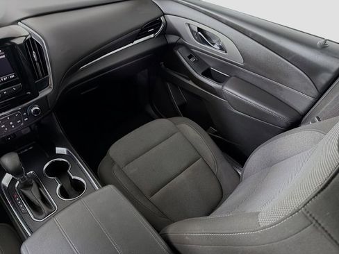 Used 2023 Chevrolet Traverse LT image 26