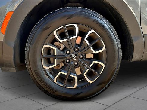 Used 2023 Hyundai Santa Cruz SEL w/ Activity Package image 9