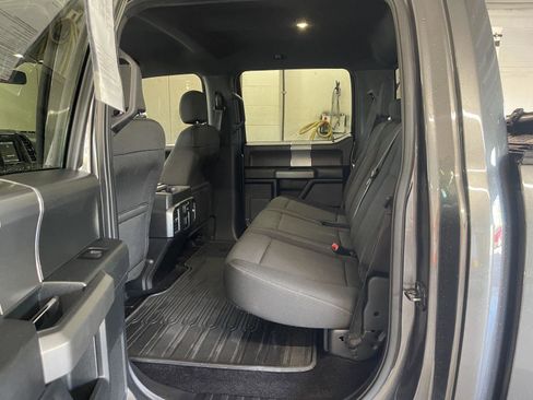 Used 2015 Ford F150 XLT w/ Equipment Group 302A Luxury image 18