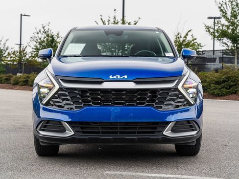 Used 2024 Kia Sportage EX FWD image 4