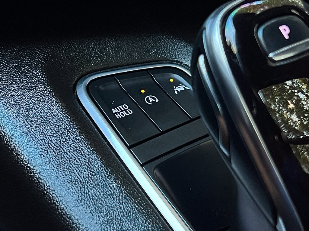 Used 2022 Cadillac Escalade ESV Premium Luxury RWD image 44