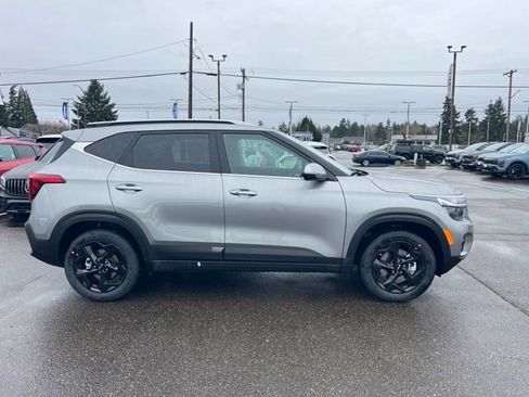 New 2026 Kia Seltos EX w/ EX Sunroof Package AWD/4WD image 6