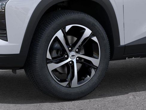New 2026 Chevrolet Trax RS w/ Driver Confidence Package image 9