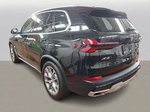 Certified 2024 BMW X5 xDrive40i w/ Premium Package AWD/4WD image 5