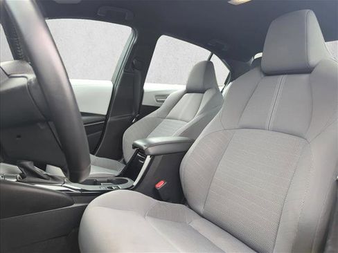 Certified 2024 Toyota Corolla SE image 18