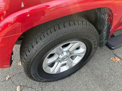 Used 2023 Toyota 4Runner SR5 Premium w/ Moonroof Package image 2