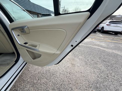 Used 2015 Volvo S60 T5 Premier image 41