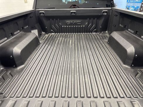 Used 2025 GMC Sierra 1500 Elevation AWD/4WD image 36