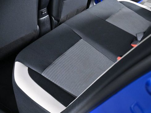 Used 2022 Nissan Versa SV w/ Electronics Package image 23