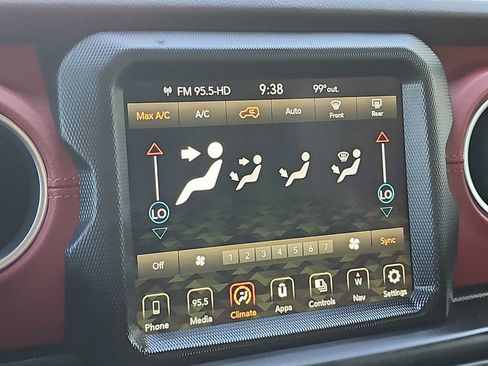 Used 2023 Jeep Wrangler Unlimited Rubicon 4xe AWD/4WD image 30