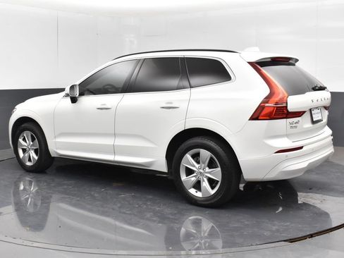Used 2022 Volvo XC60 B5 Momentum AWD/4WD image 16