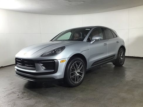 Certified 2023 Porsche Macan Turbo AWD/4WD image 1