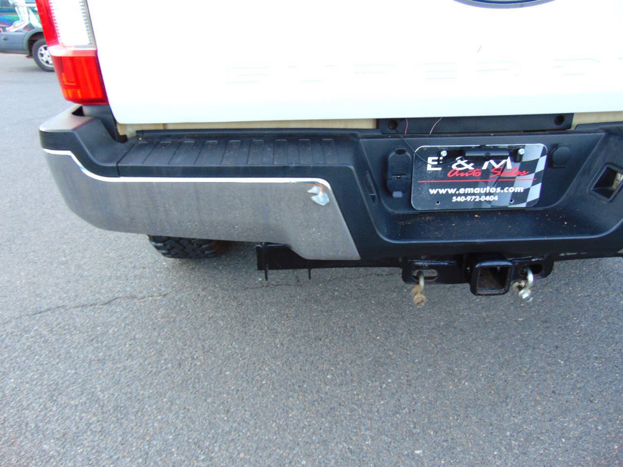 Used 2017 Ford F250 XLT AWD/4WD image 32