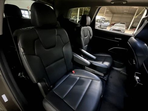 Used 2025 Kia Telluride S AWD/4WD image 26