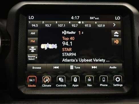Used 2020 Jeep Wrangler Unlimited Sahara AWD/4WD image 18