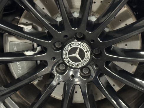 Certified 2023 Mercedes-Benz S 500 4MATIC image 18