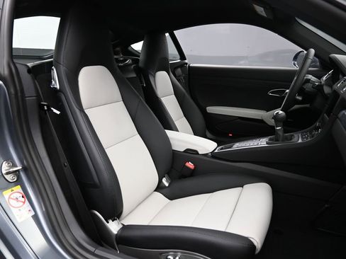 New 2025 Porsche 718 Cayman S image 25