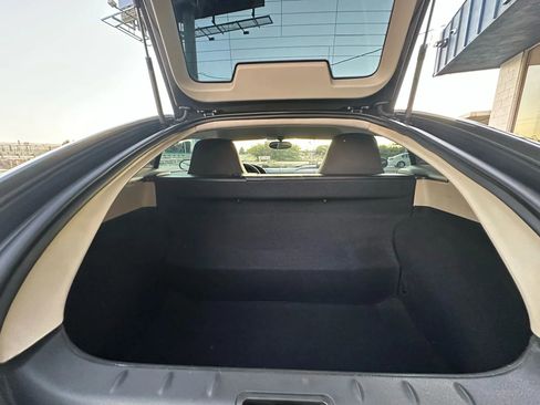 Used 2005 Chrysler Crossfire SRT-6 image 10