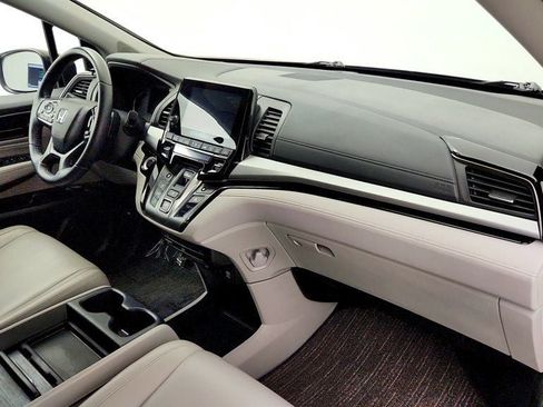 Used 2022 Honda Odyssey Touring image 25