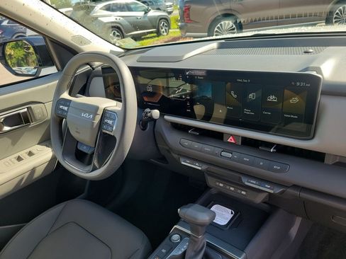 New 2027 Kia Seltos EX FWD image 8